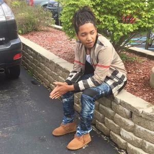 Meet your Posher, Averell